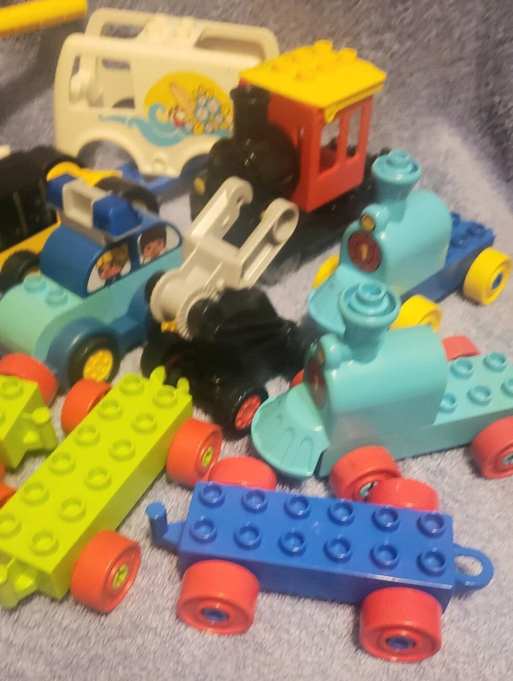 Lego+Lego Duplo Lot Cars Bases Vehicle w/ wheels Parts